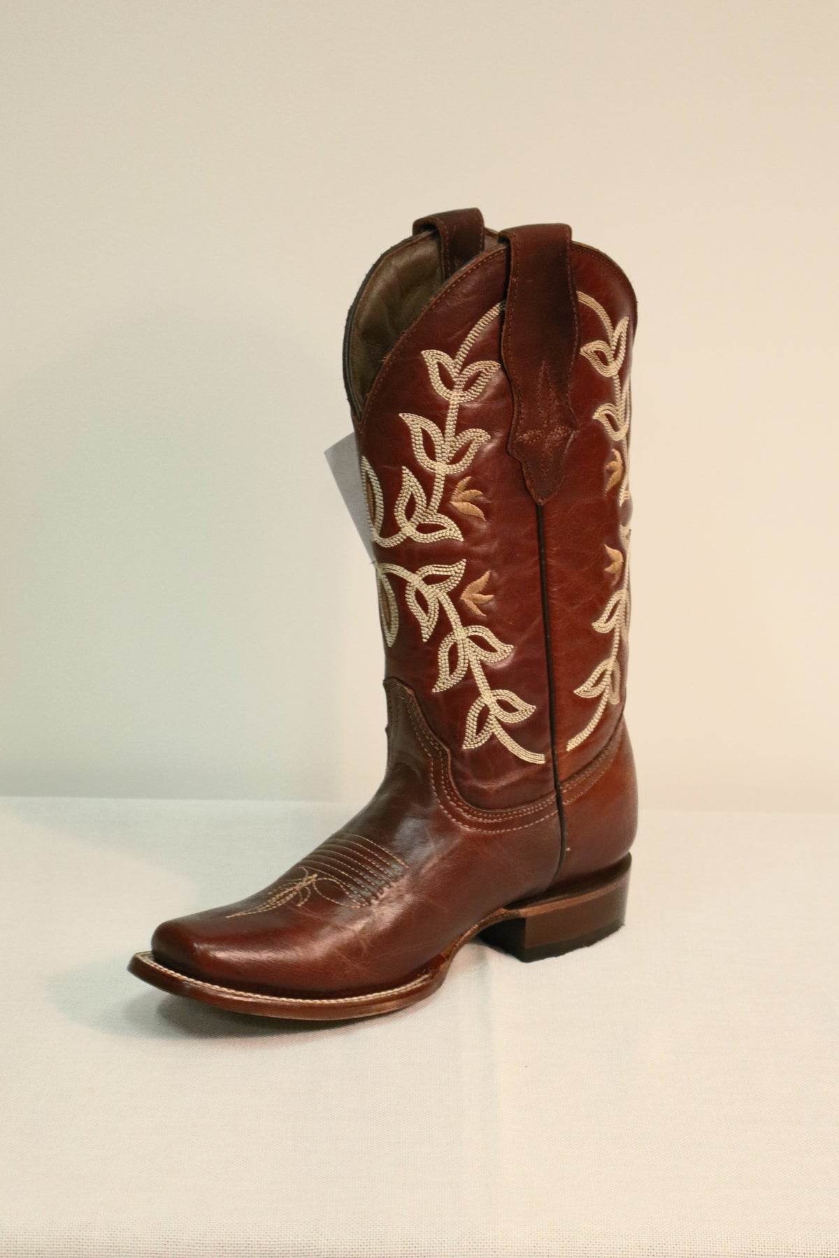 Cognac Embroidery by Corral