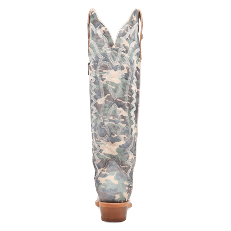 Camo Darlin' by Dan Post